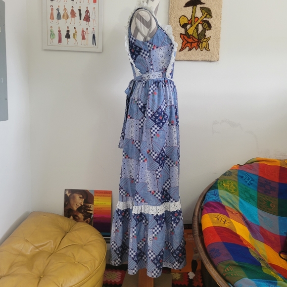 Lounge Craft | 70s Vintage Americana Patchwork Tie Waist Maxi Dress - Picture 6 of 11
